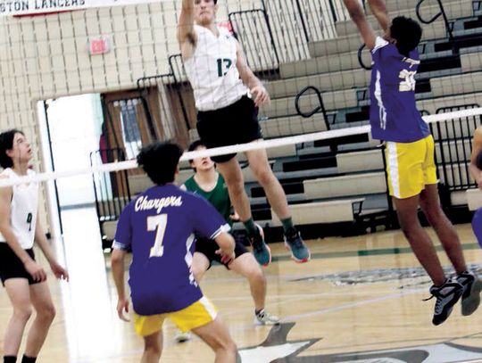 BOYS’ VARSITY VOLLEYBALL TEAM BEATS CHARGERS