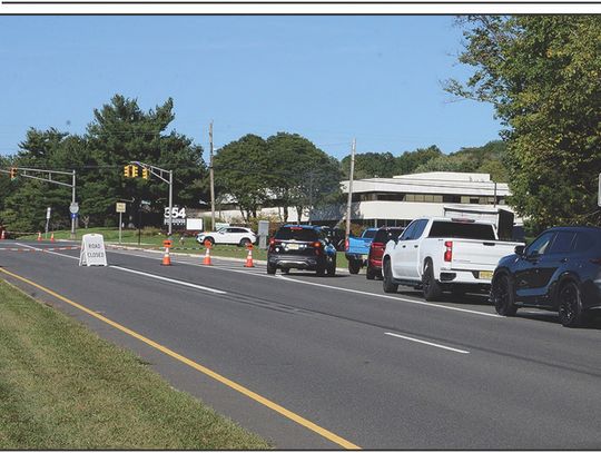 EISENHOWER PARKWAY CLOSED: Authorities