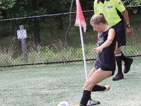 GIRLS’ SOCCER TEAM SCRIMMAGES