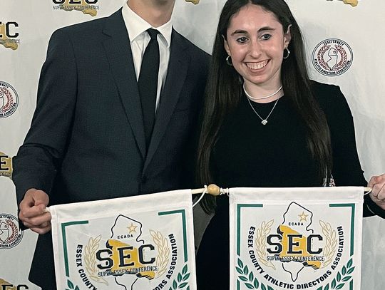 Hershkin and Dannis Win Scholar Athlete Award