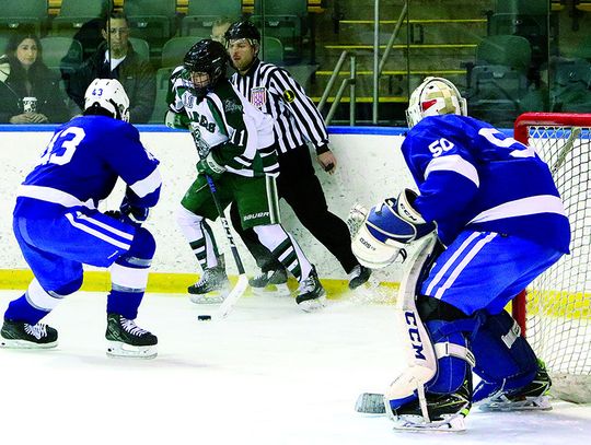 ICE HOCKEY TEAM FALLS TO WESTFIELD