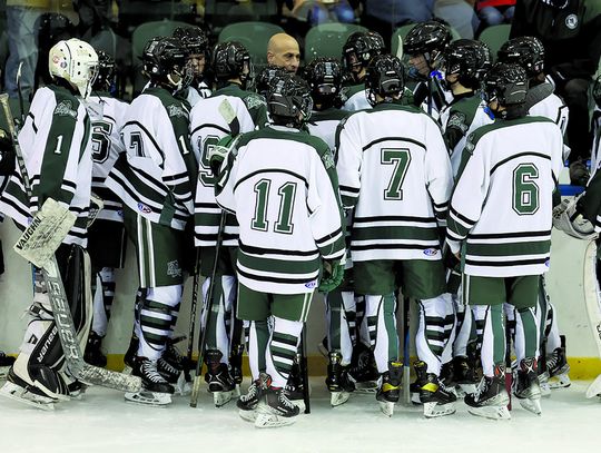 Lancer Ice Hockey Finishes Season Strong