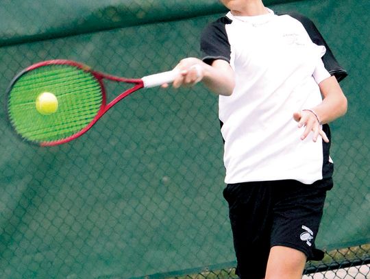 Lancers Begin Tennis Season on the Road