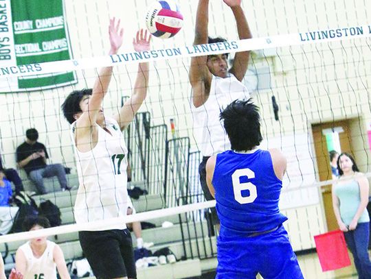 LANCERS PLAY IN INVITATIONAL