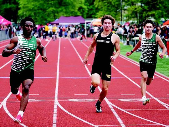LHS Boys’ Track and Field Team Places Third in State Sectionals