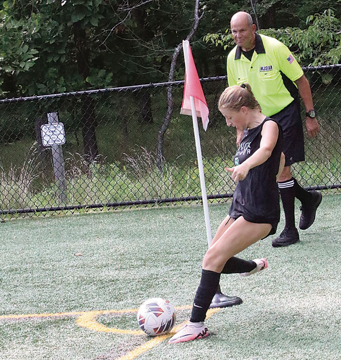 GIRLS’ SOCCER TEAM SCRIMMAGES